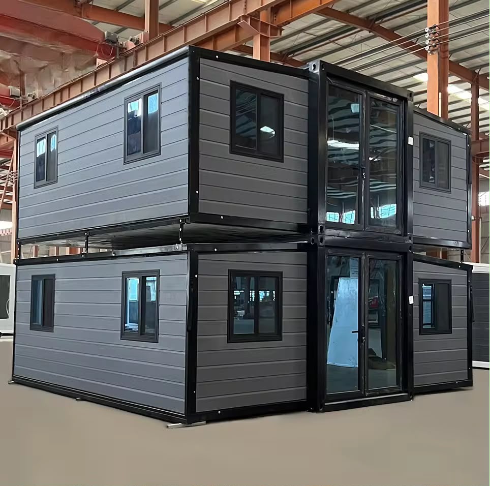 Módulos expandibles apilados